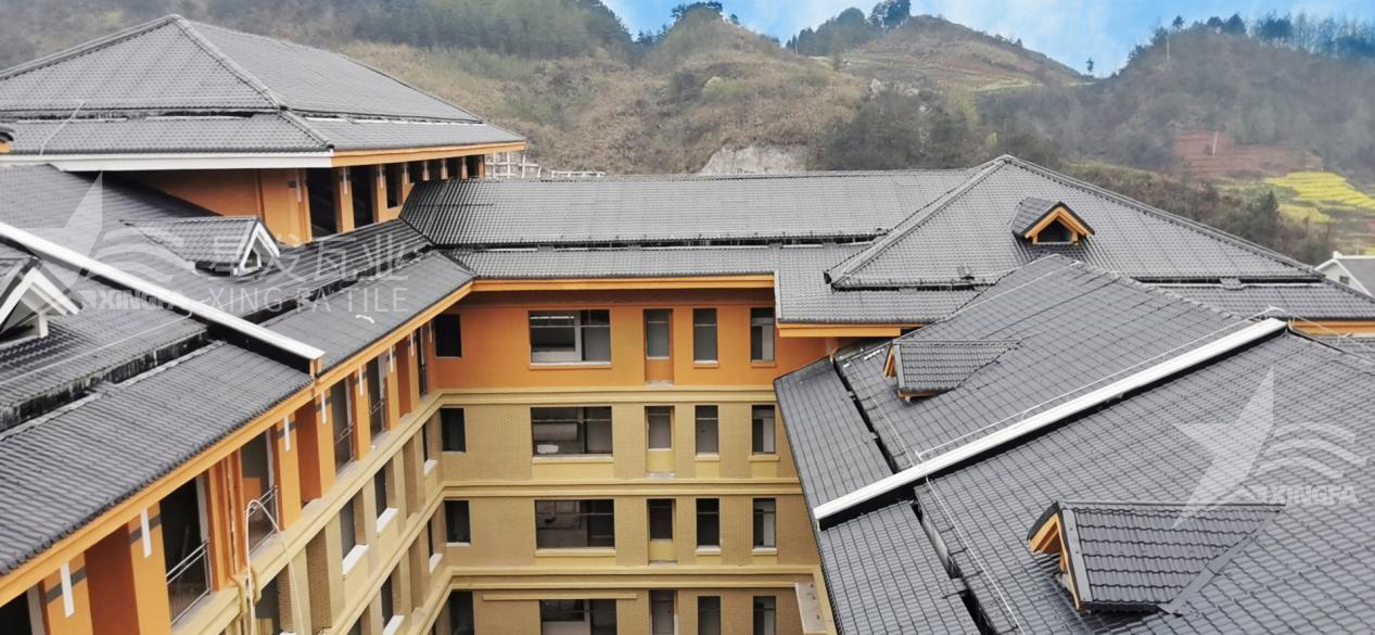 揭秘！包工包料安裝合成樹脂瓦每平方需要多少錢？