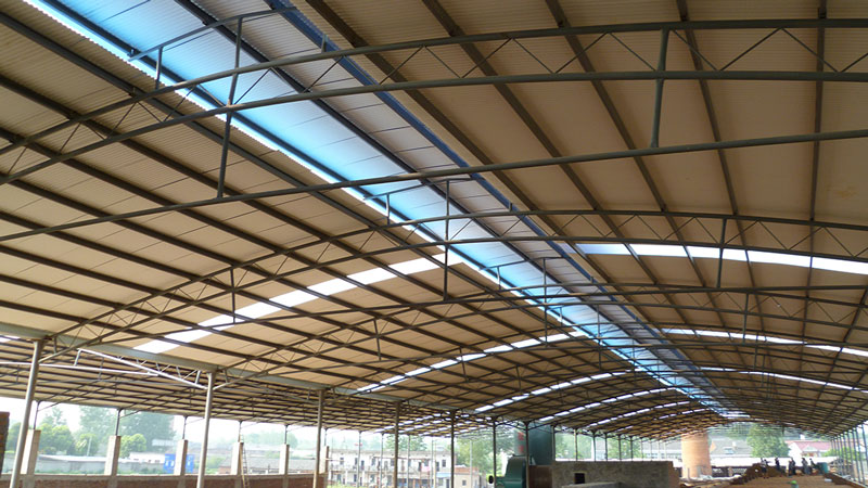 遇上雷陣雨時，屋面上的絕緣樹脂瓦是否安全？是否導(dǎo)電？