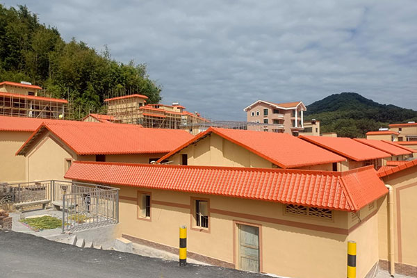 農(nóng)村建房選擇樹脂瓦，到底有什么好處？