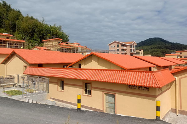 樹脂瓦的壽命，質(zhì)量與維護的秘密